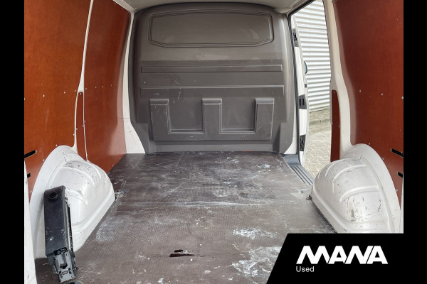 Volkswagen Transporter 2.0TDI 150PK L1H1 Automaat Trekhaak Navi Carplay Sensoren LM velgen