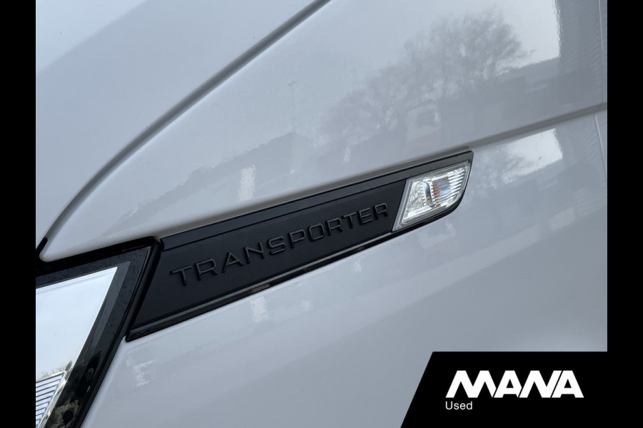 Volkswagen Transporter 2.0TDI 150PK L1H1 Automaat Trekhaak Navi Carplay Sensoren LM velgen