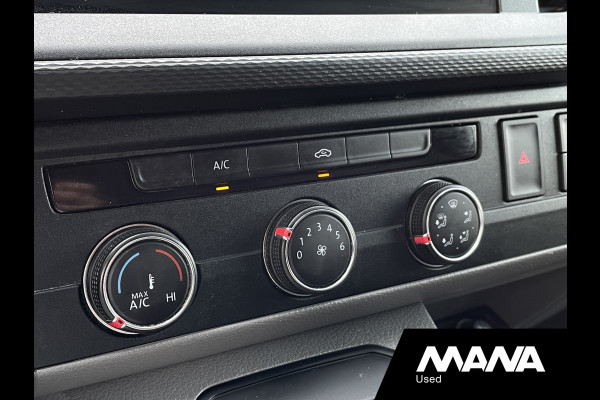 Volkswagen Transporter 2.0TDI 150PK L1H1 Automaat Trekhaak Navi Carplay Sensoren LM velgen