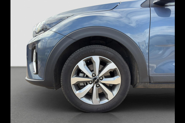 Kia Stonic 1.0 T-GDi MHEV DynamicPlusLine Stoel- en Stuurverwarming | Navi | Cimate Control | Cruise Control | Key-less | Camera |