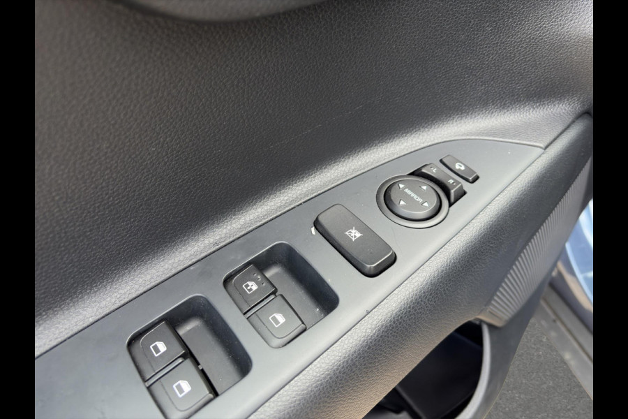 Kia Stonic 1.0 T-GDi MHEV DynamicPlusLine Stoel- en Stuurverwarming | Navi | Cimate Control | Cruise Control | Key-less | Camera |