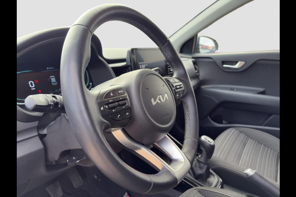 Kia Stonic 1.0 T-GDi MHEV DynamicPlusLine Stoel- en Stuurverwarming | Navi | Cimate Control | Cruise Control | Key-less | Camera |