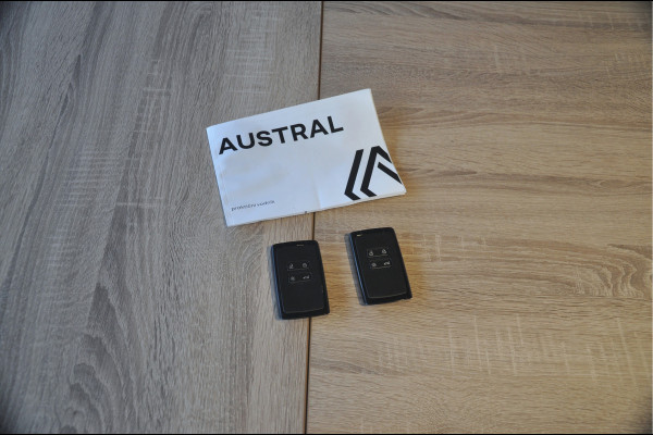 Renault Austral 1.3 mild hybrid 160 Techno Esprit Alpine | 6.500 km! | Camera | Adaptieve CC | 1800kg Trekgewicht