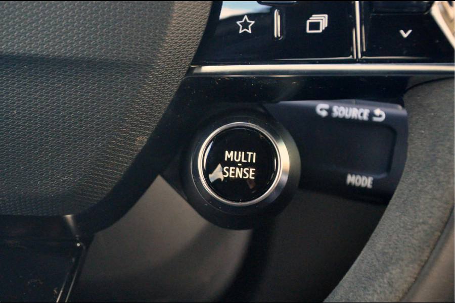 Renault Austral 1.3 mild hybrid 160 Techno Esprit Alpine | 6.500 km! | Camera | Adaptieve CC | 1800kg Trekgewicht