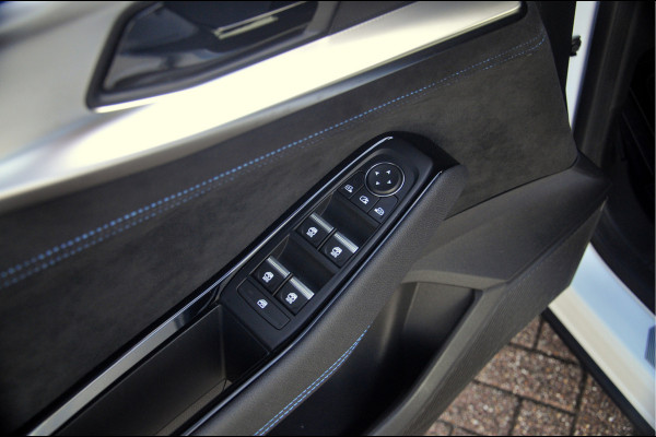 Renault Austral 1.3 mild hybrid 160 Techno Esprit Alpine | 6.500 km! | Camera | Adaptieve CC | 1800kg Trekgewicht