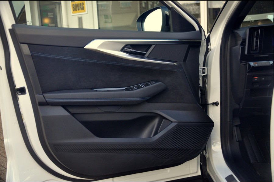 Renault Austral 1.3 mild hybrid 160 Techno Esprit Alpine | 6.500 km! | Camera | Adaptieve CC | 1800kg Trekgewicht