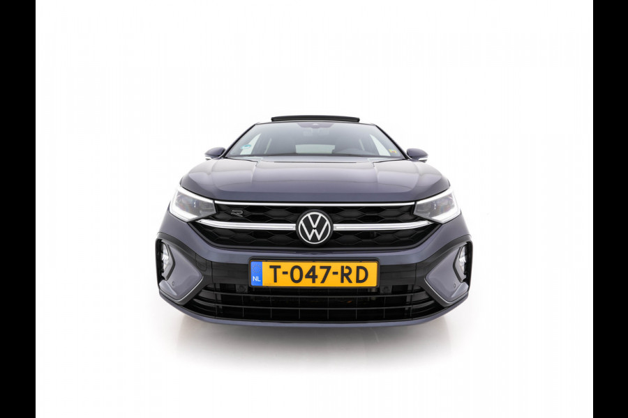 Volkswagen Taigo 1.5 TSI R-Line Aut. *PANO | ADAPTIVE-CRUISE | FULL-LED | BLINDSPOT | HEATED-SPORTSEATS | DIGI-COCKPIT | PRIVACY-GLASS | SHIFT-PADDLES | CAMERA | KEYLESS | NAVI-FULLMAP | ECC | PDC | 18''ALU*