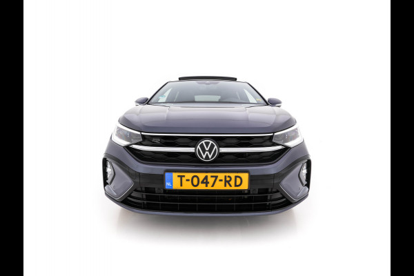 Volkswagen Taigo 1.5 TSI R-Line Aut. *PANO | ADAPTIVE-CRUISE | FULL-LED | BLINDSPOT | HEATED-SPORTSEATS | DIGI-COCKPIT | PRIVACY-GLASS | SHIFT-PADDLES | CAMERA | KEYLESS | NAVI-FULLMAP | ECC | PDC | 18''ALU*