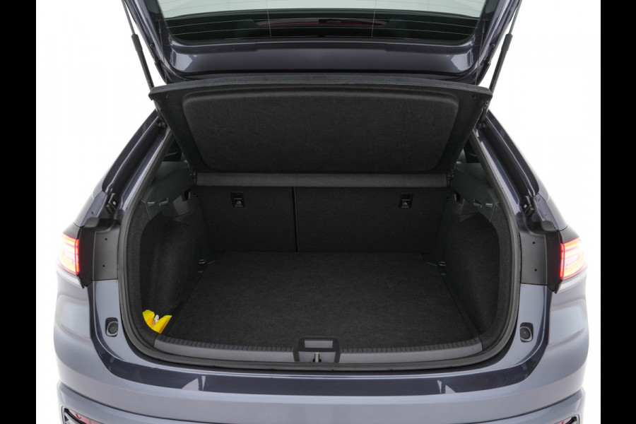 Volkswagen Taigo 1.5 TSI R-Line Aut. *PANO | ADAPTIVE-CRUISE | FULL-LED | BLINDSPOT | HEATED-SPORTSEATS | DIGI-COCKPIT | PRIVACY-GLASS | SHIFT-PADDLES | CAMERA | KEYLESS | NAVI-FULLMAP | ECC | PDC | 18''ALU*