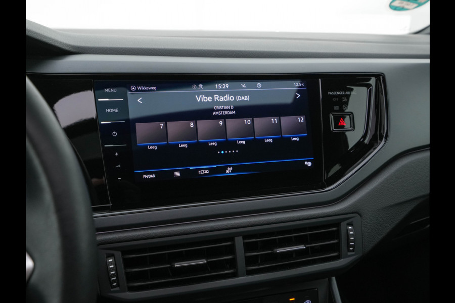 Volkswagen Taigo 1.5 TSI R-Line Aut. *PANO | ADAPTIVE-CRUISE | FULL-LED | BLINDSPOT | HEATED-SPORTSEATS | DIGI-COCKPIT | PRIVACY-GLASS | SHIFT-PADDLES | CAMERA | KEYLESS | NAVI-FULLMAP | ECC | PDC | 18''ALU*