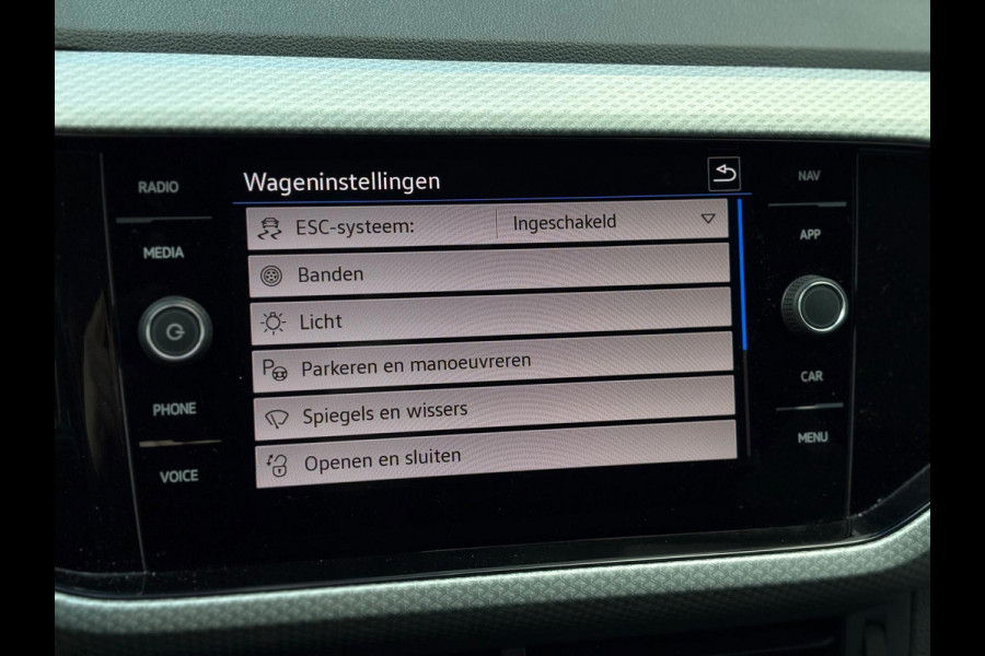 Volkswagen T-Cross 1.0 TSI Life | Navi, Carplay/Android, PDC, Cruise, Stoelverw., Climate, Afn. Trekhaak |