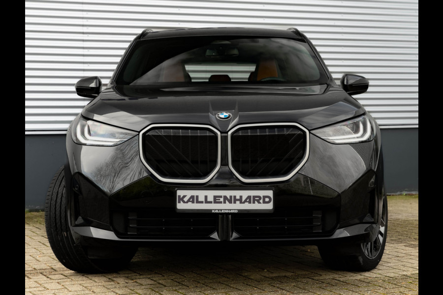 BMW X3 30e xDrive M-Sport - Individual Leder - Trekhaak - Stuurwiel Verwarmd