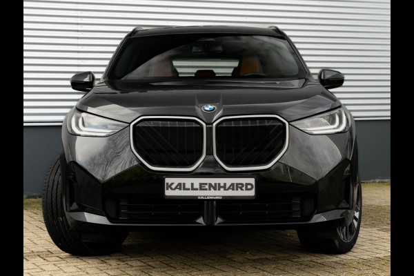 BMW X3 30e xDrive M-Sport - Individual Leder - Trekhaak - Stuurwiel Verwarmd