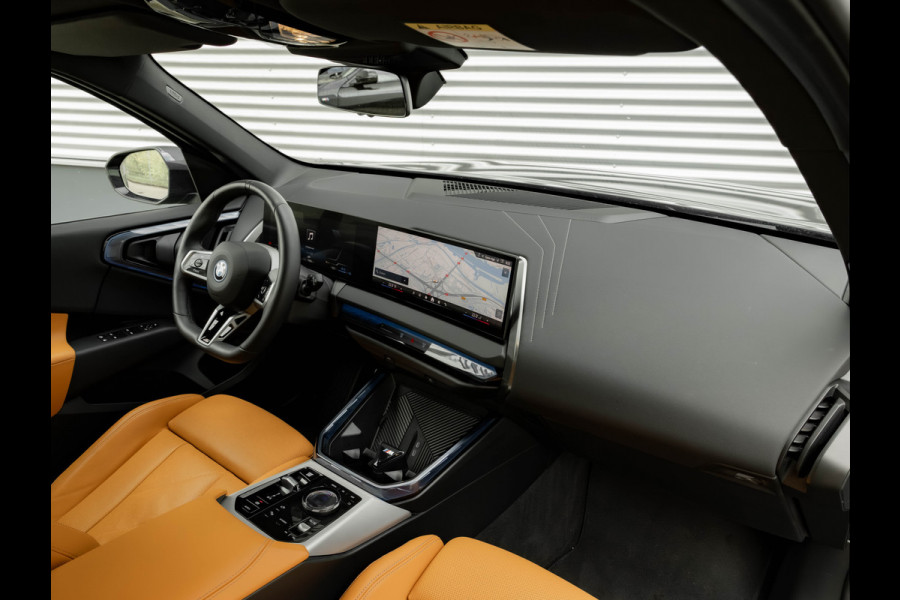 BMW X3 30e xDrive M-Sport - Individual Leder - Trekhaak - Stuurwiel Verwarmd