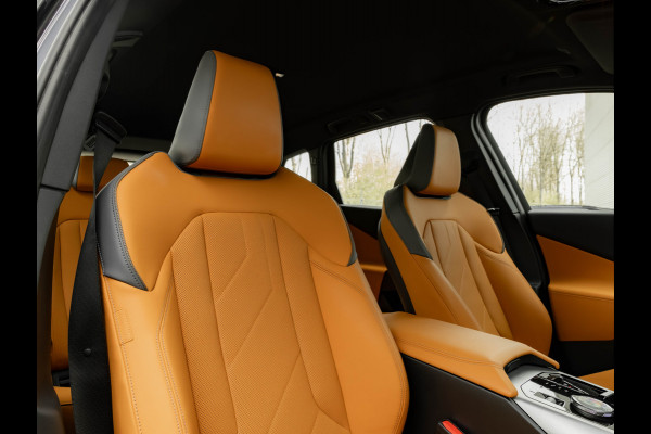 BMW X3 30e xDrive M-Sport - Individual Leder - Trekhaak - Stuurwiel Verwarmd