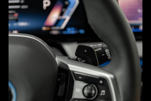 BMW X3 30e xDrive M-Sport - Individual Leder - Trekhaak - Stuurwiel Verwarmd