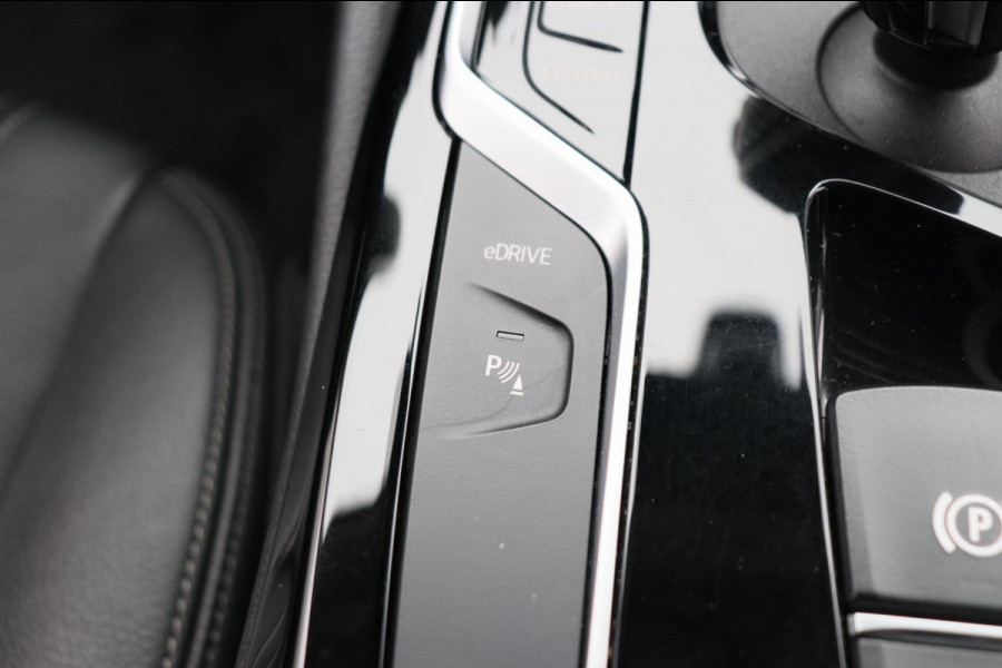 BMW 5 Serie 530e iPerformance High Executive Leder Adaptieve/Cruise Camera