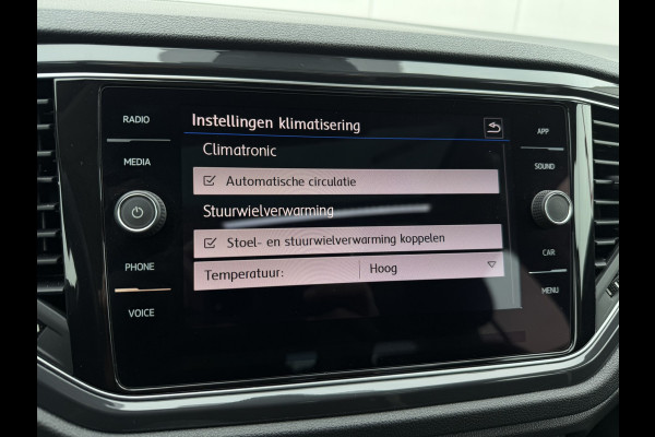 Volkswagen T-Roc 1.5 TSI Sport | Pano | Trekhaak | LED | Carplay | Camera | Virtual Cockpit | PDC