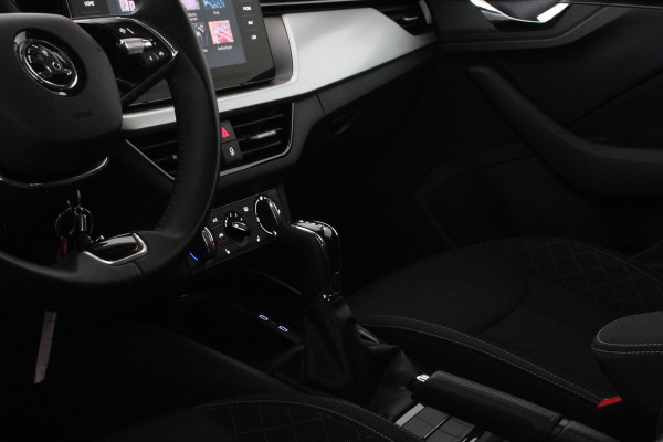 Škoda Kamiq 1.0 TSI Ambition > Automaat/Camera/Graphite Grey/Stoelverwarming...