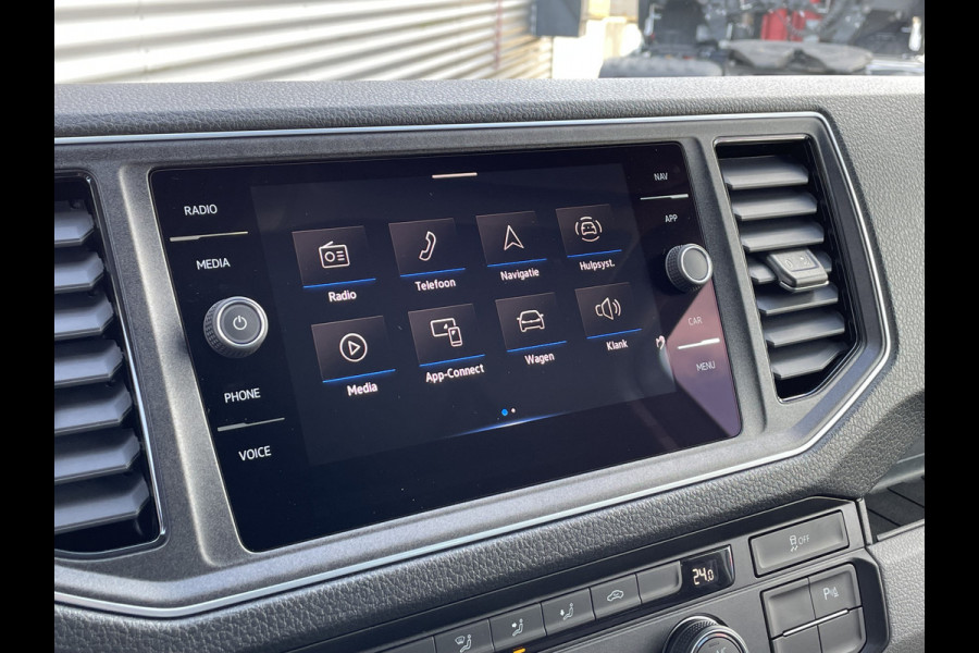 Volkswagen Crafter 35 2.0TDI 177PK L3H3 DC Highline Automaat LED 7 persoons Carplay Clima Stoelverwarming