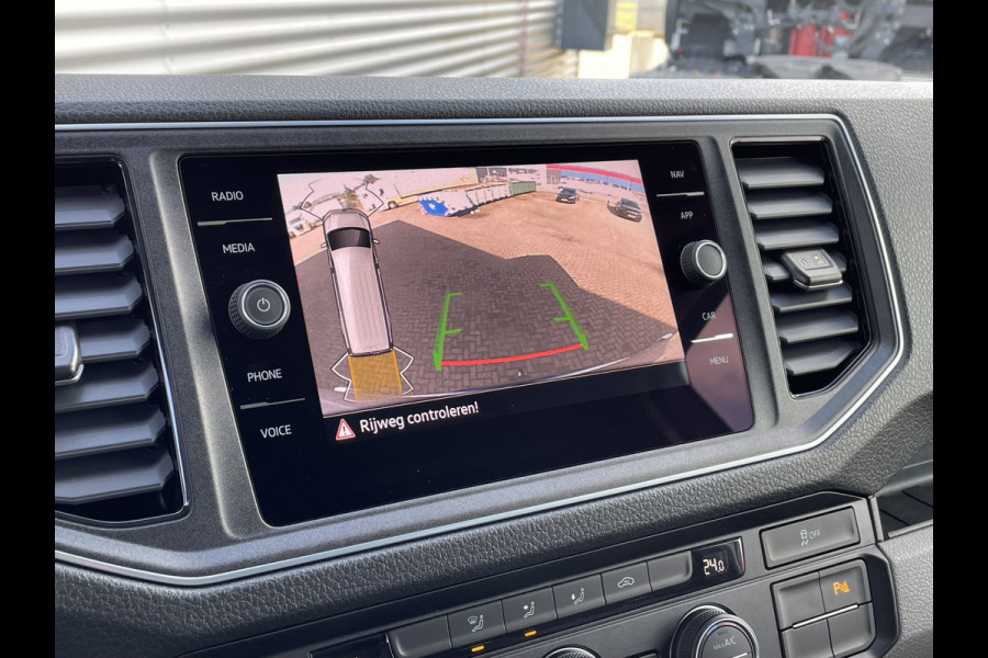 Volkswagen Crafter 35 2.0TDI 177PK L3H3 DC Highline Automaat LED 7 persoons Carplay Clima Stoelverwarming