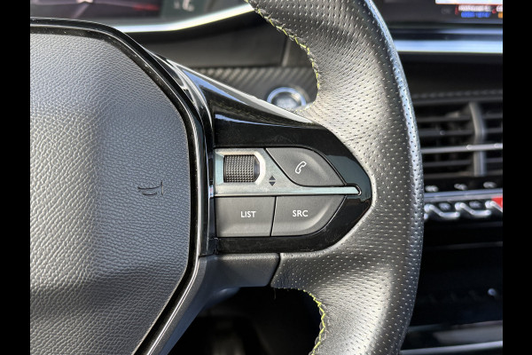 Peugeot 2008 BWJ 2021 | 1.2T 131PK GT | PANO DAK | CLIMA | NAVI | LEDER/STOF | CAMERA A | PDC | CARPLAY |