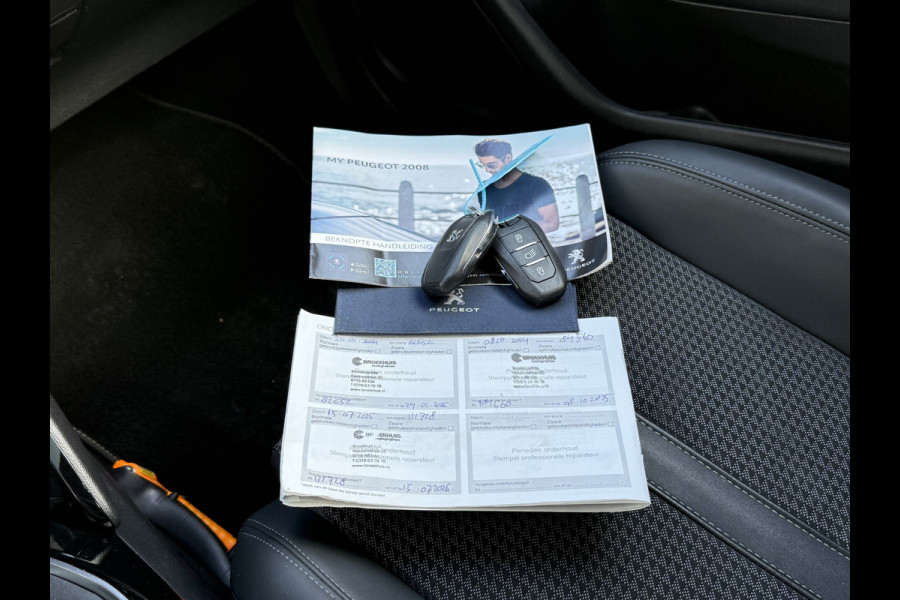Peugeot 2008 BWJ 2021 | 1.2T 131PK GT | PANO DAK | CLIMA | NAVI | LEDER/STOF | CAMERA A | PDC | CARPLAY |
