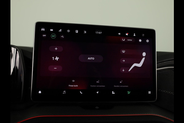 Škoda Kodiaq Sportline Business PHEV 1.5 TSI 204 pk 6 versn. DSG | Panoramadak | Comfort Pakket | Wegklapbare trekhaak | Light & view