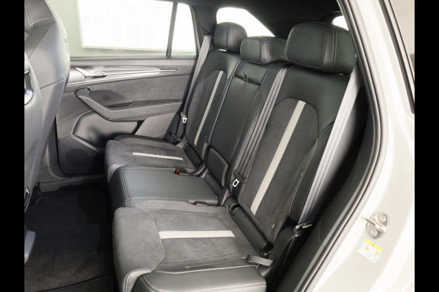 Škoda Kodiaq Sportline Business PHEV 1.5 TSI 204 pk 6 versn. DSG | Panoramadak | Comfort Pakket | Wegklapbare trekhaak | Light & view