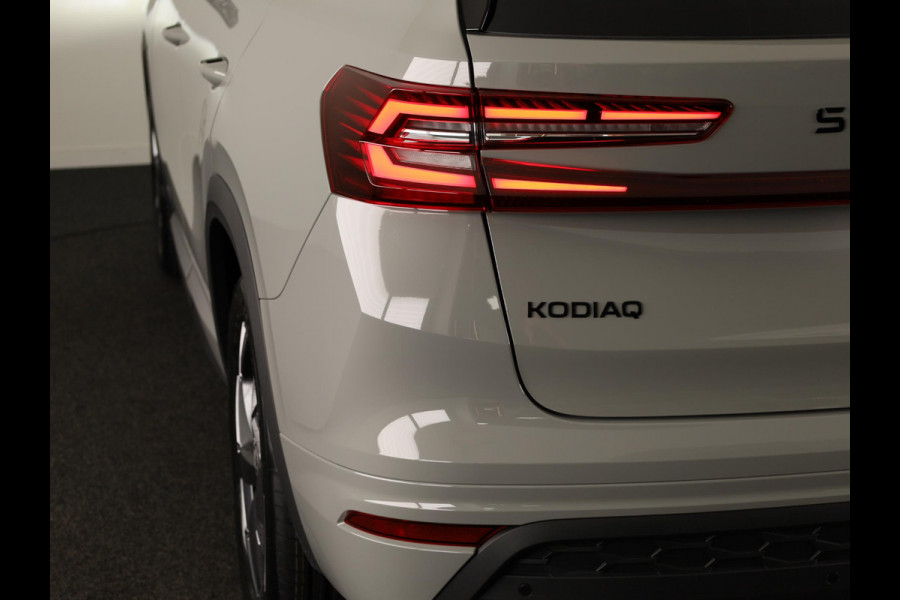 Škoda Kodiaq Sportline Business PHEV 1.5 TSI 204 pk 6 versn. DSG | Panoramadak | Comfort Pakket | Wegklapbare trekhaak | Light & view
