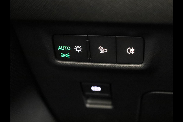 Škoda Kodiaq Sportline Business PHEV 1.5 TSI 204 pk 6 versn. DSG | Panoramadak | Comfort Pakket | Wegklapbare trekhaak | Light & view