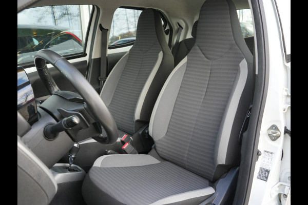 Toyota Aygo 1.0 VVT-i x-play Automaat | CarPlay | Achteruitrijcamera | Airco