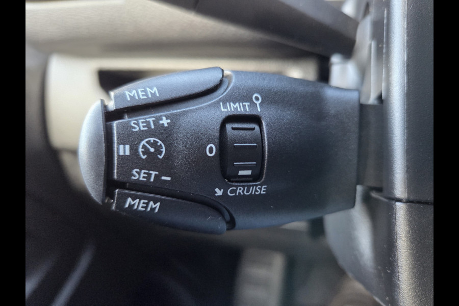 Opel Vivaro E /Peugeot e-Expert EV Extra lang L3 75 kWh Airco Achteruitrijcamera