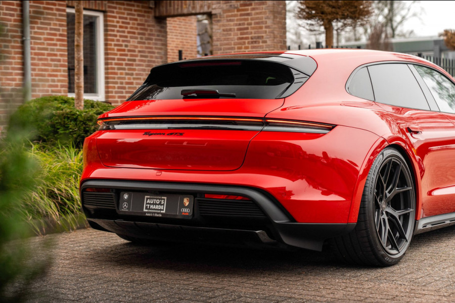 Porsche Taycan Cross Turismo 4 GTS Pakket | Garantie 01-2028 | 1e Eigenaar | 21'' Vossen | BOSE | Sportchrono |
