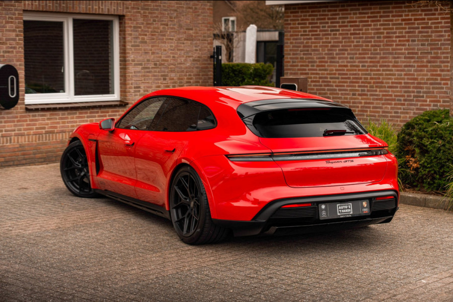 Porsche Taycan Cross Turismo 4 GTS Pakket | Garantie 01-2028 | 1e Eigenaar | 21'' Vossen | BOSE | Sportchrono |