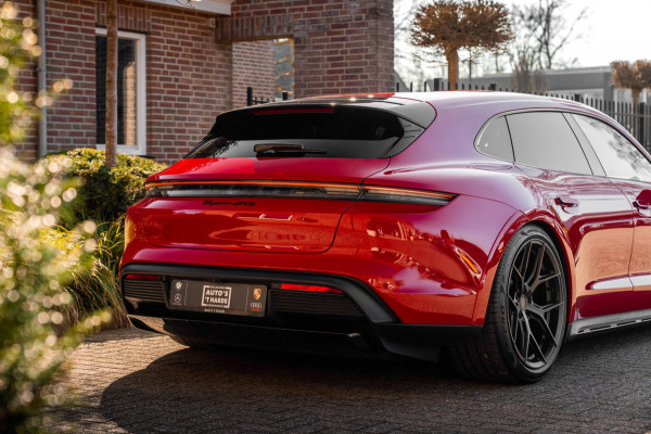 Porsche Taycan Cross Turismo 4 GTS Pakket | Garantie 01-2028 | 1e Eigenaar | 21'' Vossen | BOSE | Sportchrono |