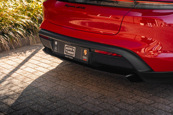 Porsche Taycan Cross Turismo 4 GTS Pakket | Garantie 01-2028 | 1e Eigenaar | 21'' Vossen | BOSE | Sportchrono |