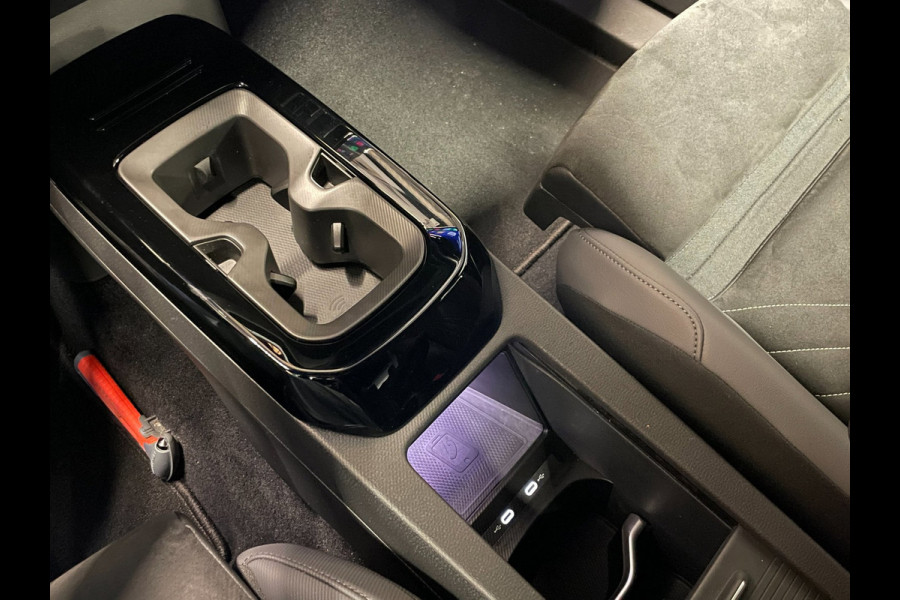 Volkswagen ID.4 Pro 77 kWh|XX%SOH|HEAD-UP|MASSAGE|ELEK.STOEL+A-KLEP|ACC|360+V+A CAMERA|CARPLAY|STOELVERWARMING|ORG. NL|NAP|1e EIG|