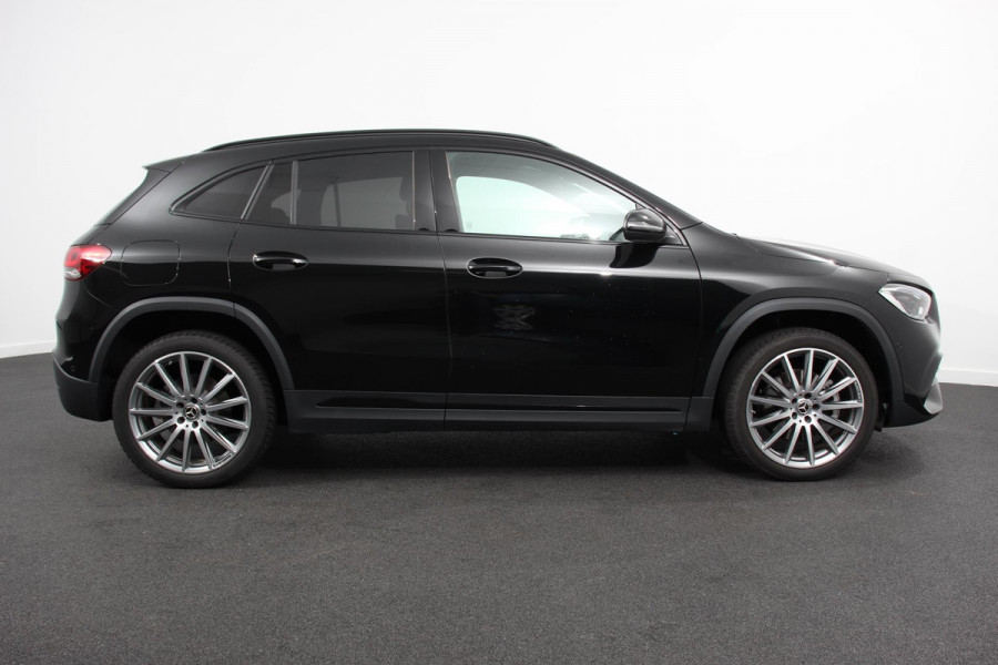 Mercedes-Benz GLA 250 e AMG Line Automaat PHEV Nieuw Model! | Leder | Navigatie Augmented reality | Virtual Cockpit | Handsfree electrische achterklep | Dab | Stoel verwarming | Led | Trekhaak