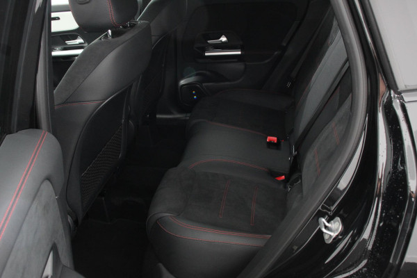 Mercedes-Benz GLA 250 e AMG Line Automaat PHEV Nieuw Model! | Leder | Navigatie Augmented reality | Virtual Cockpit | Handsfree electrische achterklep | Dab | Stoel verwarming | Led | Trekhaak