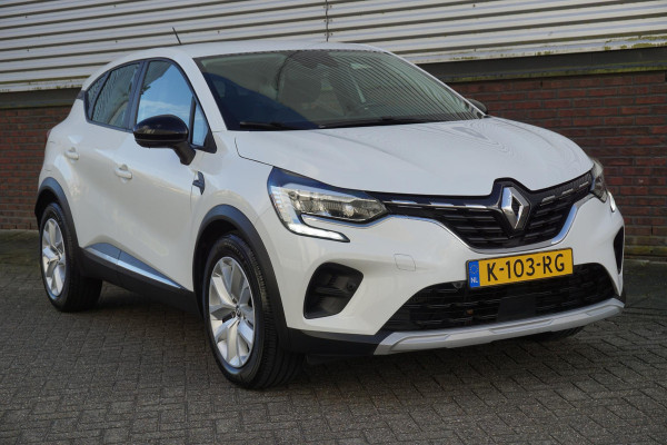 Renault Captur 1.0 TCe 90 Camera+PDC/Metallic lak/Navigatie/ Michelinbanden, bijna nieuw!