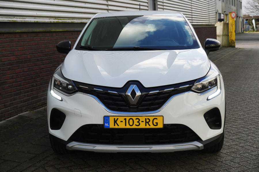 Renault Captur 1.0 TCe 90 Camera+PDC/Metallic lak/Navigatie/ Michelinbanden, bijna nieuw!