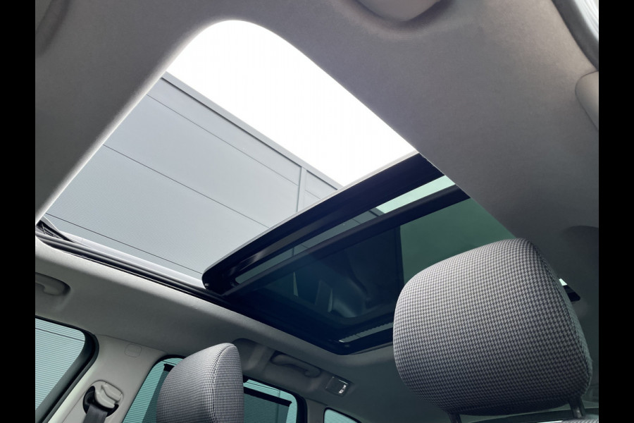 Citroën C3 Aircross 110pk Shine (Elektrisch Schuifdak - Leder incl stoelverwarming - Keyless Entry - Camera - HiFi - Parkeersensoren V+A - 17"incl 4