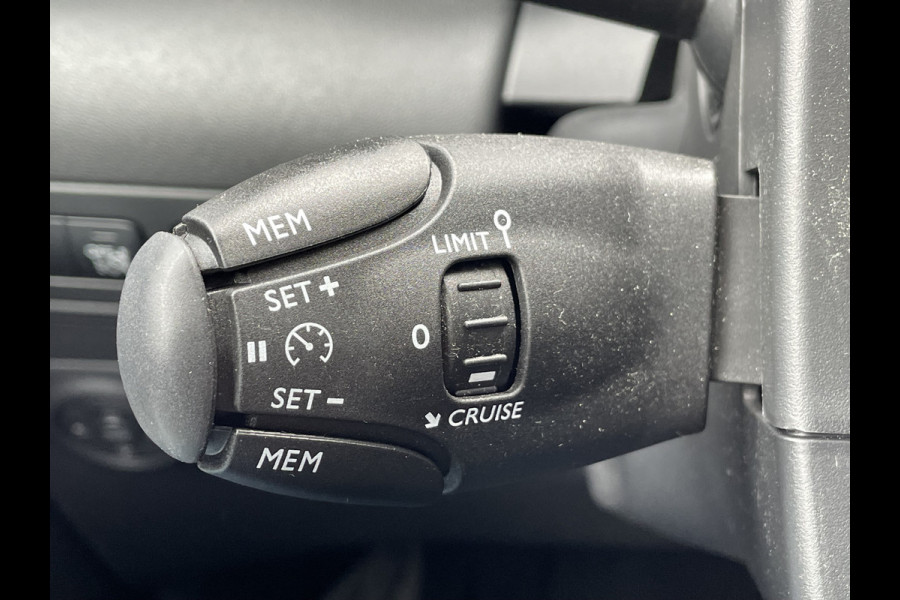 Citroën C3 Aircross 110pk Shine (Elektrisch Schuifdak - Leder incl stoelverwarming - Keyless Entry - Camera - HiFi - Parkeersensoren V+A - 17"incl 4