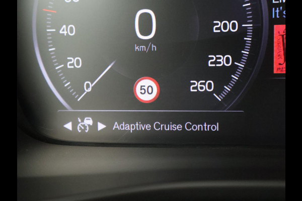 Volvo XC40 1.5 T5 RECHARGE 262 PK PLUG-IN INSCRIPTION + WEGKL. TREKHAAK | ADAPTIVE CRUISE | 19 INCH | CAMERA