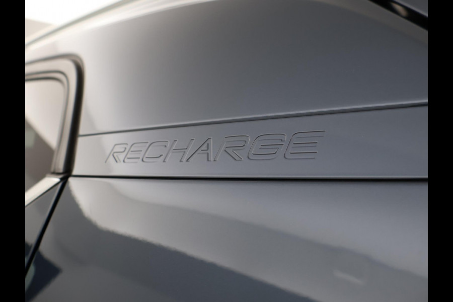 Volvo XC40 1.5 T5 RECHARGE 262 PK PLUG-IN INSCRIPTION + WEGKL. TREKHAAK | ADAPTIVE CRUISE | 19 INCH | CAMERA