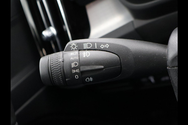 Volvo XC40 1.5 T5 RECHARGE 262 PK PLUG-IN INSCRIPTION + WEGKL. TREKHAAK | ADAPTIVE CRUISE | 19 INCH | CAMERA