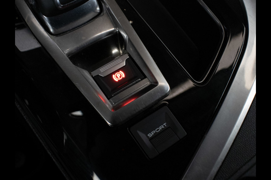 Peugeot 3008 1.2 PureTech Allure Sport (APPLE CARPLAY,NAVI,CAMERA,360 VIEW,ADAPTIVE CRUISE,CLIMATE,GETINT,SPORTSTOELEN,LM VELGEN)