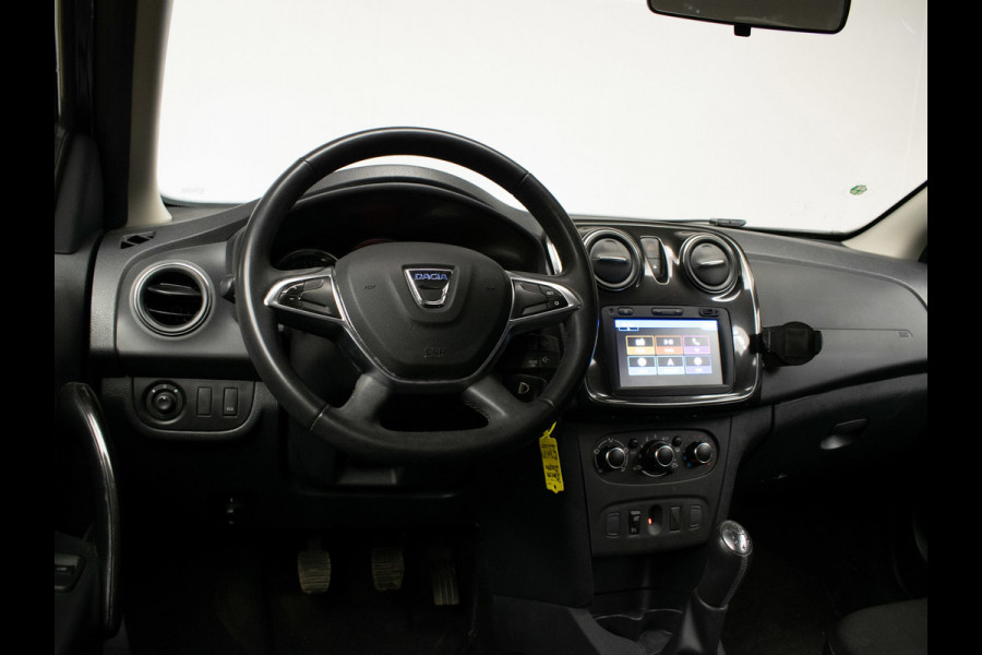 Dacia Logan MCV 0.9 TCe Laureate Sport (NAVI,CAMERA,PDC,CRUISE,BLUETOOTH,ELEKTRISCH PAKKET,SPORTSTOELEN,NETTE STAAT,NIEUWE APK)