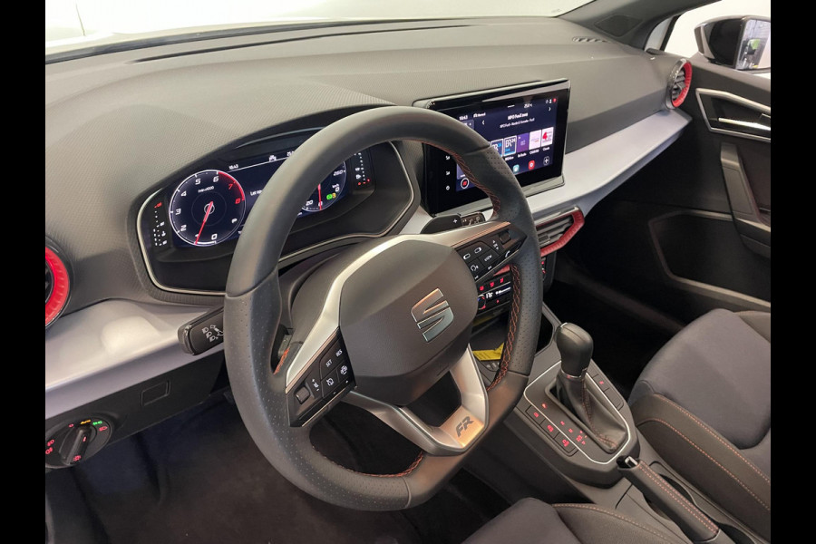 Seat Ibiza 1.0 110pk TSI DSG FR | Climate control | Cruise control | LED | Voorstoelen verwarmd | Parkeersensoren | Navigatie | Apple Carplay/ Android Auto |